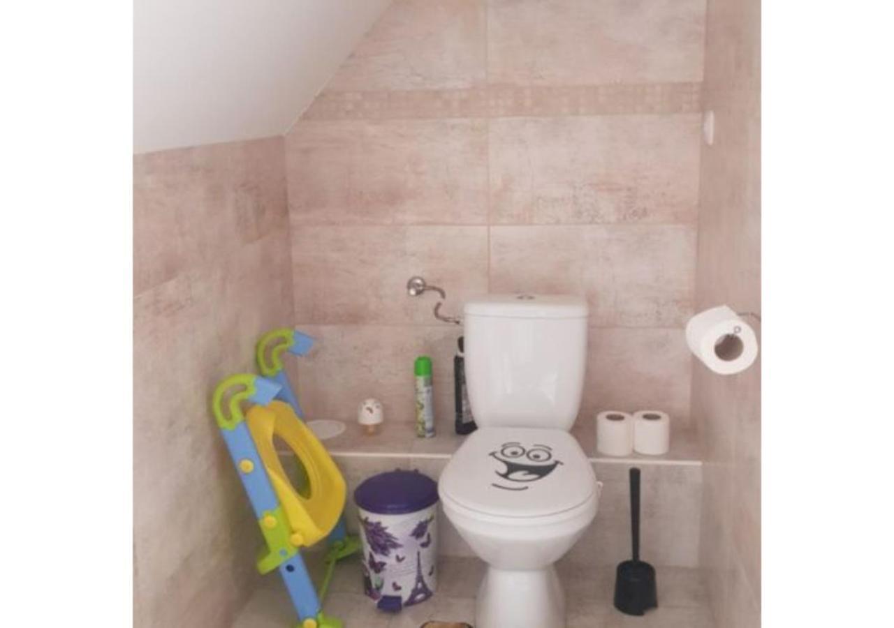 Forras Vendeghaz Apartment Тата Екстериор снимка